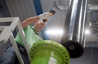 Superspeicher - Power auf Dauer? – Fertigung eines Kohlefaserschwungrads in Jülich: Schwungräder aus Kohlefaser speichern Strom für Sekunden und halten so die Stromnetze stabil.
