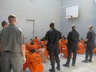 Lockdown – So, 08.12., 00:05 Uhr