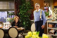 9JKL – Judy (Linda Lavin, l.); Harry (Elliott Gould, r.)