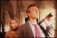 Buffy - Im Bann der Dämonen – Buffy (Sarah Michelle Gellar), Rupert Giles (Anthony Stewart Head) Die Verwendung des sendungsbezogenen Materials ist nur mit dem Hinweis und Verlinkung auf RTL+ gestattet.; Buffy (Sarah Michelle Gellar), Rupert Giles (Anthony Stewart Head) Die Verwendung des sendungsbezogenen Materials ist nur mit dem Hinweis und Verlinkung auf RTL+ gestattet.