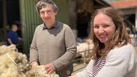 plan b – Ruth Werwai und Marten Wellbrock bauen sich Netzwerk aus kleinen Schäfereien auf und retten die Wolle vor dem Müll.
