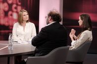 Stöckl. – Barbara Stöckl, Ulrike Mayer, Niki Popper.