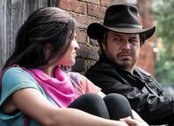The Walking Dead – Princess (Paola Lázaro, l.); Eugene Porter (Josh McDermitt, r.)