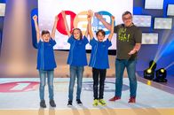 1, 2 oder 3 – Das Rateteam aus Aufkirchen/Deutschland mit Elton.