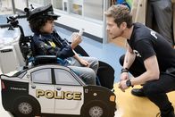 Atlanta Medical – (v.li.) Ravi Cabot-Conyers (Jasper Barnett), Matt Czuchry (Dr. Conrad Hawkins).