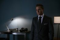 Suits – Suits (2016)