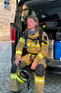 An Europas Feuerfront – Jarkko T. Laine war an der Produktion der Dokumentation über die Waldbrände in Portugal als Kameramann beteiligt.