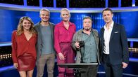 Gefragt - Gejagt – Moderator Alexander Bommes mit den Kandidaten (v.l.): Armin Rohde, Franziska Knuppe, Thorsten Schröder und Luise Bähr