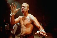 Karate Tiger III - Der Kickboxer – Kickbox-Champion Tong Po (Michel Qissi).