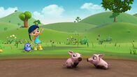 Wissper – Wissper - Da ist was im Busch - Das Dachsmädchen Bonnie sucht ihren Bruder Bobby. Der hat mit den Schweinchen Fangen gespielt, aber ist dann nicht mehr zurückgekommen. Die Schweinchen helfen ihr gleich bei der Suche und finden Bobby in einem stacheligen Brombeerbusch. Dort steckt er fest und braucht dringend Hilfe. Foto: ORF/STUDIO 100 MEDIA. Veröffentlichung honorarfrei nur für redaktionelle Berichterstattung in Sendungszusammenhang und mit Copyrightangabe. Kontakt: foto@orf.at