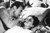 Mata Hari - Agent H. 21 – Bei Hauptmann Lasalle (Jean-Louis Trintignant) kann Mata Hari (Jeanne Moreau) ganz sie selbst sein - oder doch nicht?