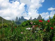 Die Marquesas - Vergessene Inseln der Südsee – Berge von Ua Pou.