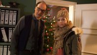 Weihnachts-Männer – Eigentlich wolle Kommissarin Bremer (Annette Frier) an Heiligabend nach Hause, doch daraus wird leider nichts: ihr intriganter Kollege Schmidt (Martin Brambach) wartet nur darauf, diesen prestigeträchtigen Fall zu übernehmen.