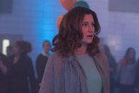 The D Train – Kathryn Hahn (Stacey Landsman).