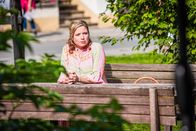 Die Landarztpraxis – Person: Dr. Sarah König (Caroline Frier); Dateiname: 2804314.jpg; Rechtehinweis: Dieses Bild darf bis eine Woche nach Ausstrahlung honorarfrei fuer redaktionelle Zwecke und nur im Rahmen der Programmankuendigung verwendet werden. Spaetere Veroeffentlichungen sind nur nach Ruecksprache und ausdruecklicher Genehmigung der Seven.One Entertainment Group GmbH moeglich. Nicht fuer EPG! Verwendung nur mit vollstaendigem Copyrightvermerk. Das Foto darf nicht veraendert, bearbeitet und nur im Ganzen verwendet werden. Es darf nicht archiviert werden. Es darf nicht an Dritte weitergeleitet werden. Aneinanderreihung/Zusammenlegung/Kopplung von Bildern zum Zweck der Erstellung von Slide-Shows o.ä. nicht gestattet; Verbindung/Einfügen/Anfügen von Werbung nicht gestattet. Bei Fragen: foto@seven.one Voraussetzung fuer die Verwendung dieser Programmdaten ist die Zustimmung zu den Allgemeinen Geschaeftsbedingungen der Presselounges der Sender der Seven.One Entertainment Group GmbH.