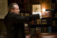 Auftrag Rache – Agent Darius Jedburgh (Ray Winstone) soll Thomas Craven aufhalten, scheint aber eigene Ziele zu verfolgen.