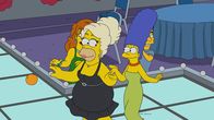 Die Simpsons – Homer (l.); Marge (r.)