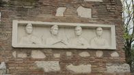 Schätze des Römischen Reichs – Grabmal einer reichen römischen Familie am Rande der Via Appia aus dem 1. Jahrhundert vor Christus.