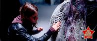Dark World – Als Marina (Svetlana Ivanova) das Schild berührt, bricht das Böse los.