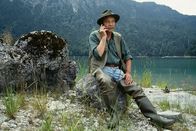Alle meine Töchter – 3. In der Einsamkeit versucht Berthold Sanwaldt (Günter Mack) seine Ruhe wiederzufinden.