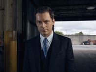 APB – Gideon Reeves (Justin Kirk)