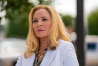 Filthy Rich – Margaret Monreaux (Kim Cattrall)