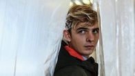 Alex Rider – Ohne auf Unterstützung durch die Regierung hoffen zu können, ist Alex (Otto Farrant) gezwungen, selbst nach Antworten zu suchen.