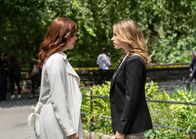Prodigal Son - Der Mörder in Dir – Jessica Whitly (Bellamy Young, l.); Ainsley Whitly (Halston Sage, r.)