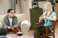 The Big Bang Theory – Johnny Galecki (Leonard), Kaley Cuoco (Penny).