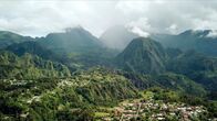 Destination La Réunion – Destination Staffel 4 Episode 9 La Réunion Grünes Paradies: La Réunion Copyright: SRF/ARTE Elephant Adventures
