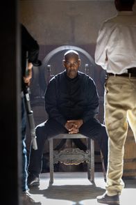 The Equalizer 3 - The Final Chapter – Robert McCall (Denzel Washington).