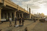 Lucifer – v.l.n.r.) Dan (Kevin Alejandro); Lucifer (Tom Ellis); Chloe (Lauren German); Ella (Aimee Garcia)