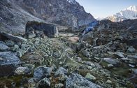 Bergwelten – Morgenstimmung in den Bergen waehrend ServusTV's Bergwelten "Shangri-La", im Himalaya, Indien.