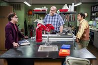 The Big Bang Theory – L-R: Leonard Hofstadter (Johnny Galecki), Bert (Brian Posehn), Rajesh Koothrappali (Kunal Nayyar).