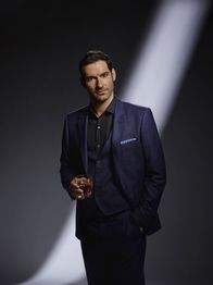 Lucifer – Lucifer Morningstar (Tom Ellis)