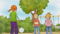 Meine Freundin Conni – Schon am Umzugstag erwartet Conni eine Überraschung. Auf dem nahegelegenen Spielplatz trifft sie Anna, die ihre neue Freundin wird und sogar in den gleichen Kindergarten geht wie Conni.