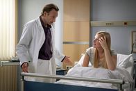 In aller Freundschaft – Für Martin ist der Abnabelungsprozess seiner Tochter schwerer als vermutet.