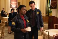FBI: Special Crime Unit – Special Agent Kristen Chazal (Ebonée Noel, l.); Special Agent Stuart Scola (John Boyd, r.)