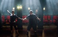 Cuban Fury – Bruce (Nick Frost) trainiert mit seiner Schwester Sam (Olivia Colman).