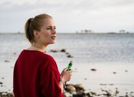 Inga Lindström: Liebe lebt weiter – Britta (Cornelia Ivancan) hat Frieden mit der Vergangenheit geschlossen.