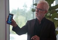 neXt – Paul LeBlanc (John Slattery)