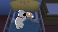 Family Guy – Brian Griffin (l.); Stewie Griffin (r.)