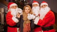 Weihnachts-Männer – v.l.: Wolfgang Stumph als "Walter", Annette Frier als "Kommissarin Bremer", Heiner Lauterbach als "Fritz" und Oliver Korittke als "Andi"
