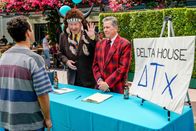 The Goldbergs – (v.li.) Troy Gentile (Barry Goldberg), James Widdoes (Robert), Tim Matheson (Eric).
