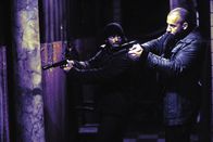 Extreme Rage – Als Vetter (Vin Diesel, r.) und Hicks (Larenz Tate, l.) ihren gefährlichen neuen Gegenspieler dingfest machen wollen, greift Diablo zu noch härteren Bandagen. Er beraubt Vetter der einzigen Person, die ihm etwas bedeutet - seine Ehefrau Stacy ...