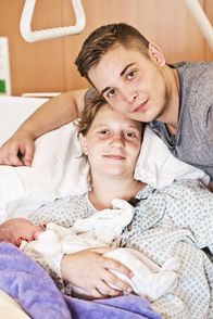 Teenager werden Mütter – Wird es nach dem ewigen auf und ab für Vanessa (l.) und Marcell (r.) endlich ein Happy End geben?