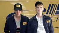 Boy A – Jack Burridge (Andrew Garfield, l.); Chris (Shaun Evans, r.)