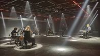 Terra X: Musik – Die Musiker von links: Ferdinand Kirner, Ella Rohwer, Florian "Flo" Dauner, Dominik Krämer, Rachel Scharnberg, Lillo Scrimali - Sie spielen live für die "Terra X"-Reihe "Musik" einige Songs und Instrumentalstücke ein.
