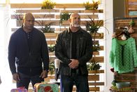 Navy CIS: L.A. – LL Cool J (Special Agent Sam Hanna), Bill Goldberg (Lance Hamilton).