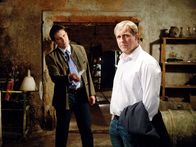 Der Winzerkönig – Thomas (Harald Krassnitzer, re.) kündigt Georg (Stefan Fleming) den Pachtvertrag.